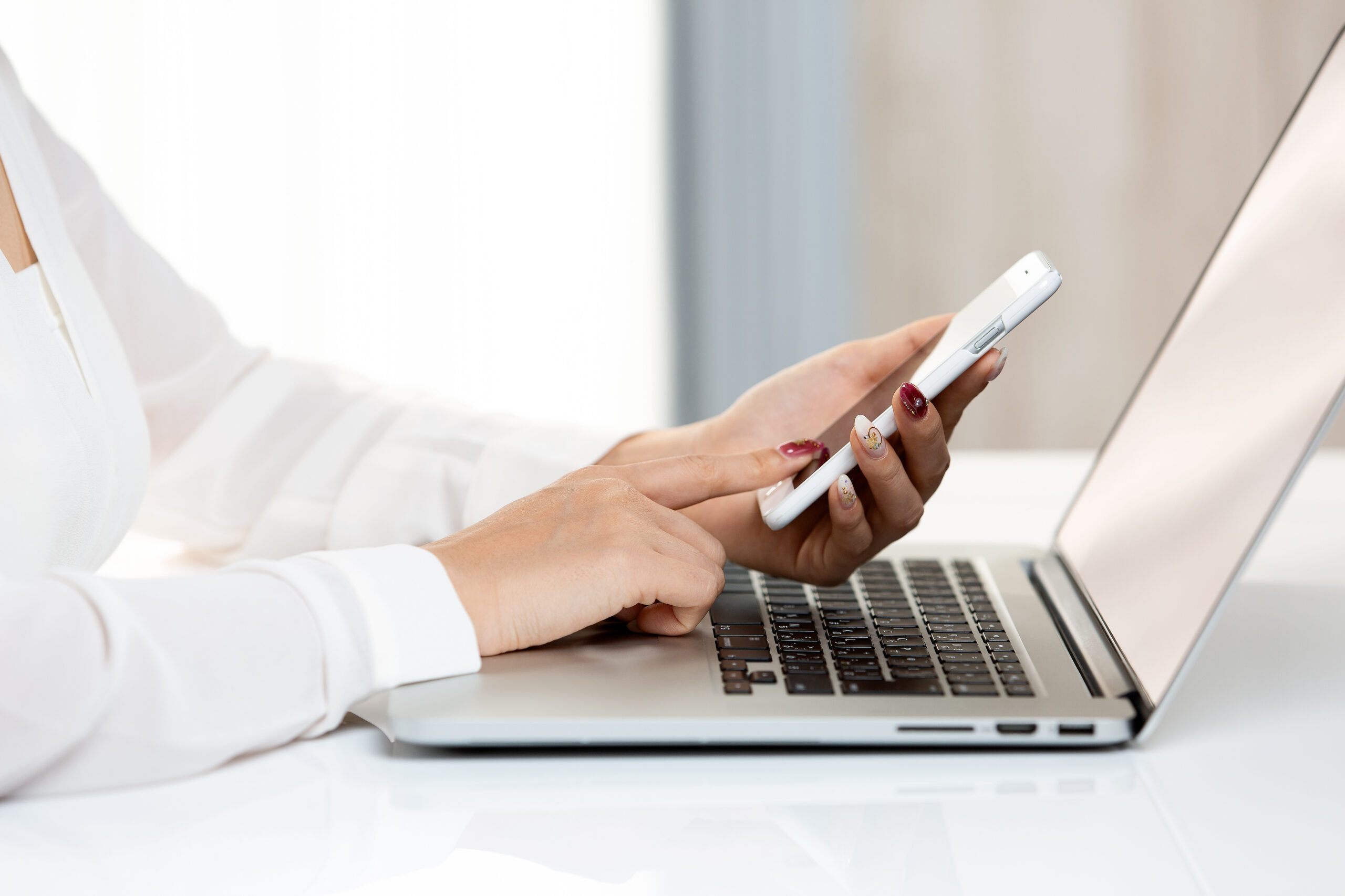 スマホで申し込み中